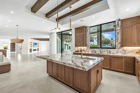 2300 NE 34th Court Lighthouse Point FL 33064