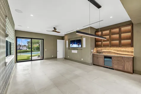 2300 NE 34th Court Lighthouse Point FL 33064