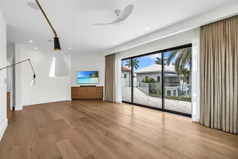 2300 NE 34th Court Lighthouse Point FL 33064