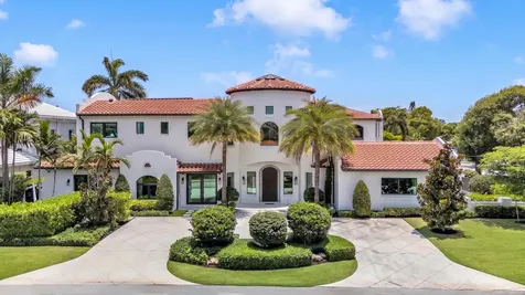2300 NE 34th Court Lighthouse Point FL 33064