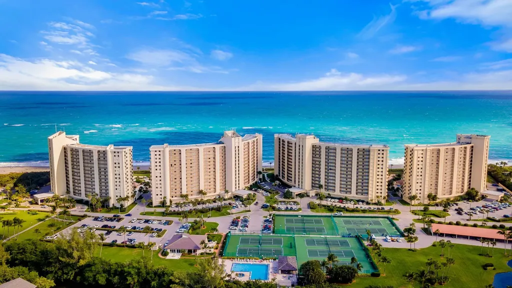 400 Ocean Trail Way Jupiter FL 33477