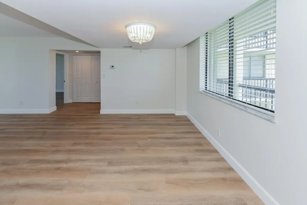 1605 S Us Highway 1 Jupiter FL 33477