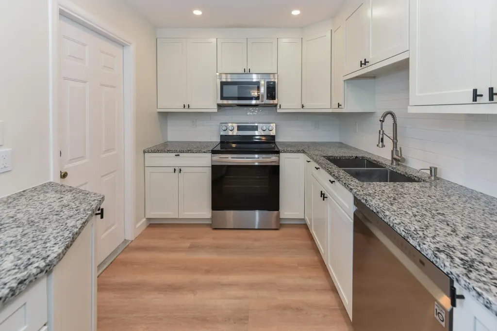 1605 S Us Highway 1 Jupiter FL 33477