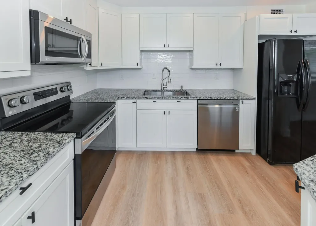 1605 S Us Highway 1 Jupiter FL 33477