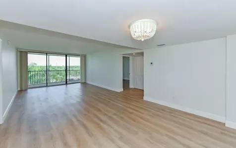 1605 S Us Highway 1 Jupiter FL 33477
