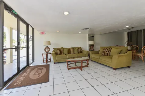 1605 S Us Highway 1 Jupiter FL 33477