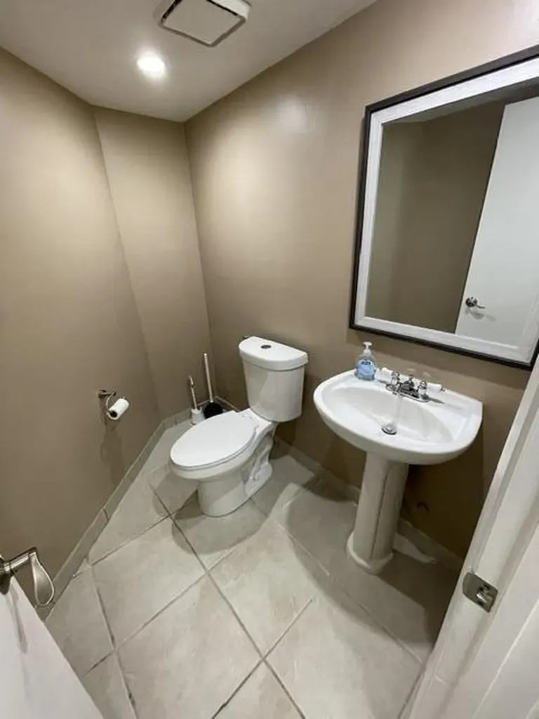 9321 W Sunrise Boulevard Plantation FL 33322