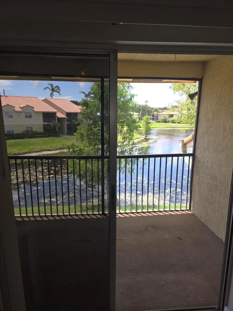 1245 SW 46th Avenue Pompano Beach FL 33069