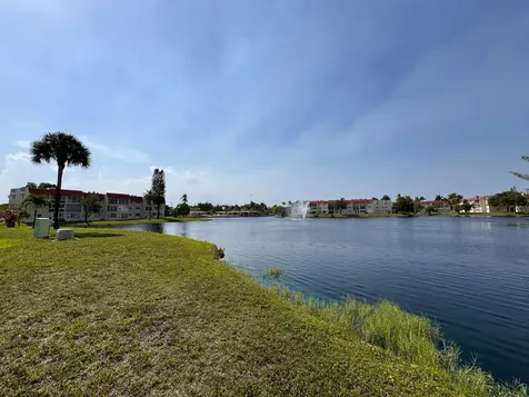 2831 E Sunrise Lakes Drive E Sunrise FL 33322