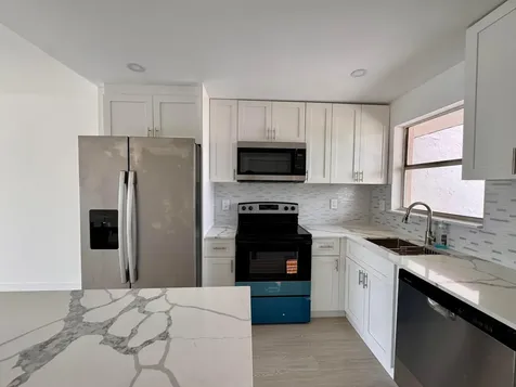 2831 E Sunrise Lakes Drive E Sunrise FL 33322