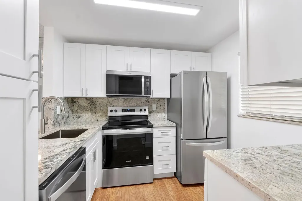 9450 Poinciana Place Davie FL 33324