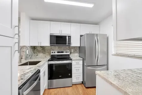 9450 Poinciana Place Davie FL 33324