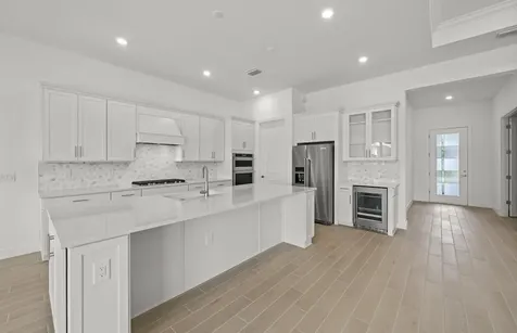 1992 Don Benito Way Naples FL 34120