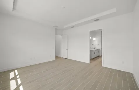 1992 Don Benito Way Naples FL 34120