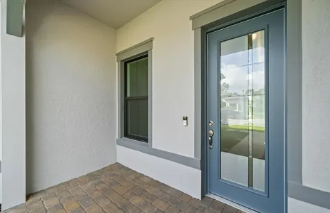1992 Don Benito Way Naples FL 34120