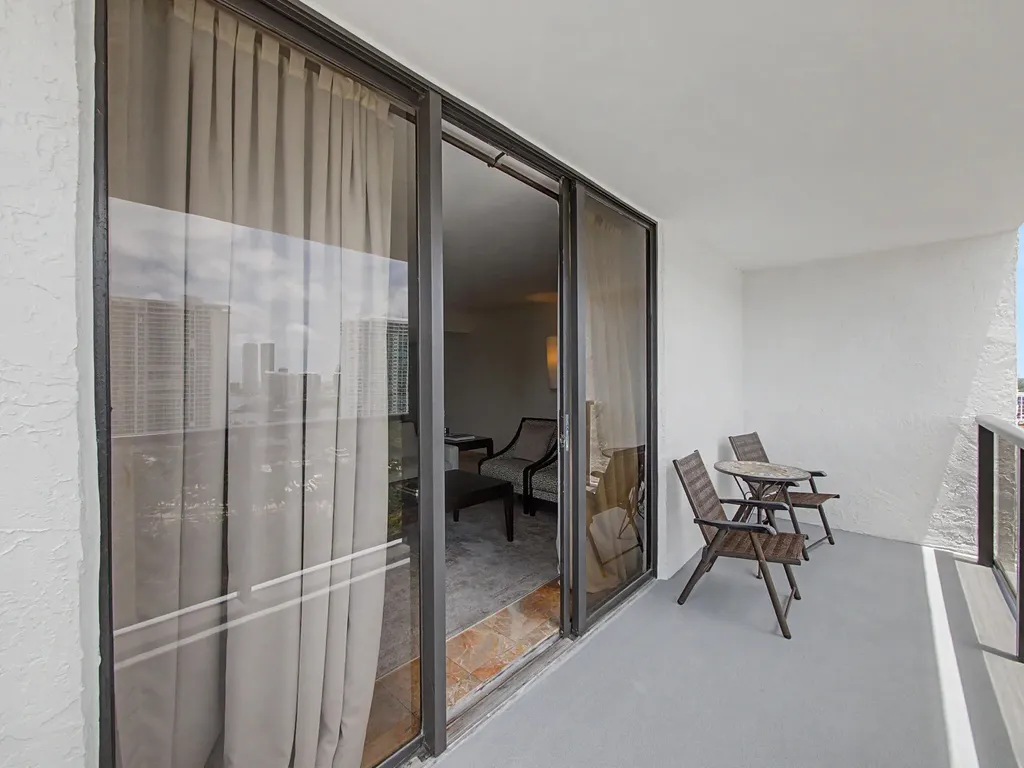 18181 NE 31st Court Aventura FL 33160