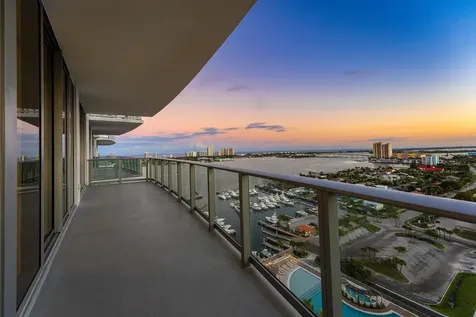 220 Lake Shore Drive Lake Park FL 33403