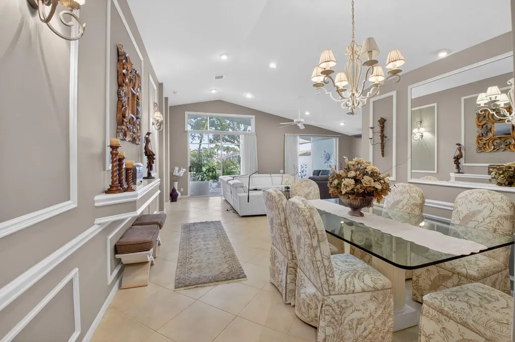 5256 Glenville Drive Boynton Beach FL 33437