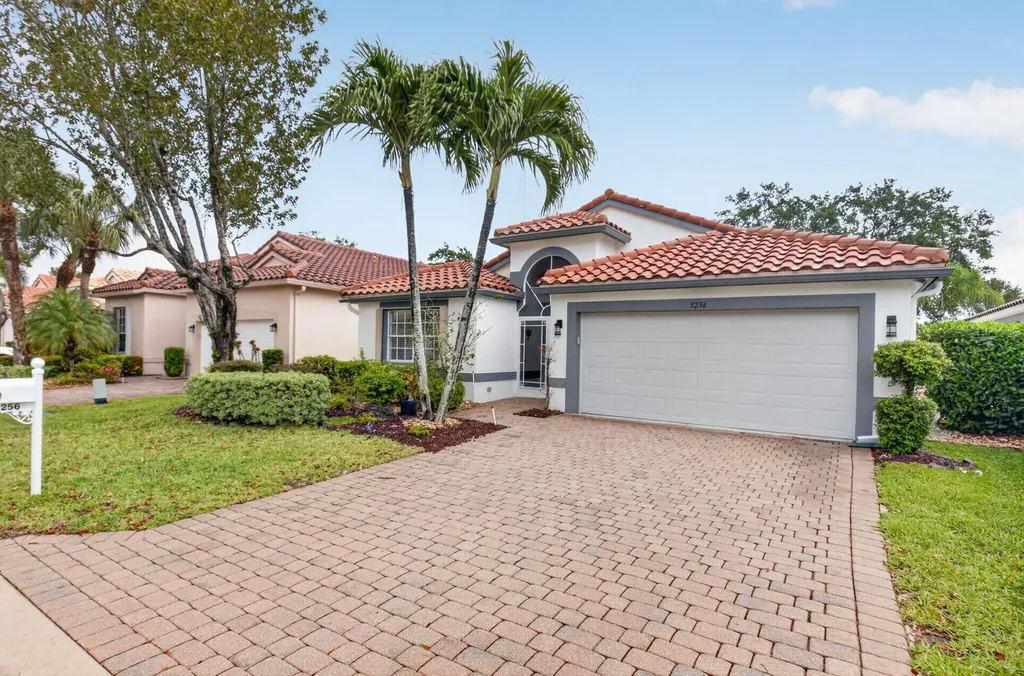 5256 Glenville Drive Boynton Beach FL 33437