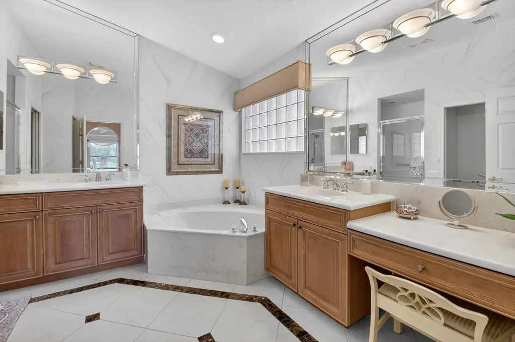 5256 Glenville Drive Boynton Beach FL 33437