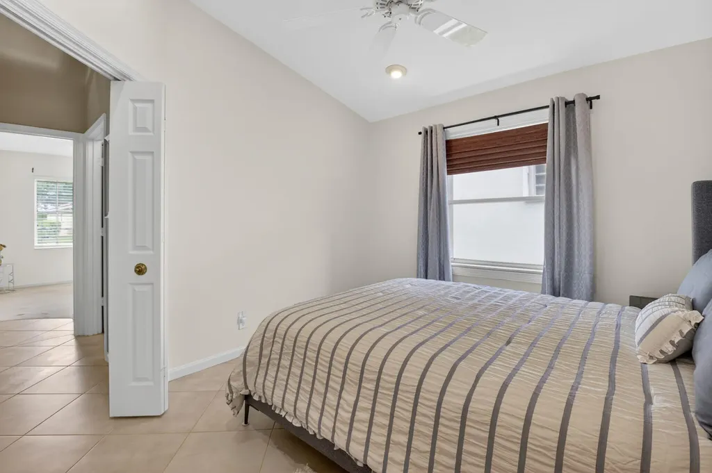5256 Glenville Drive Boynton Beach FL 33437