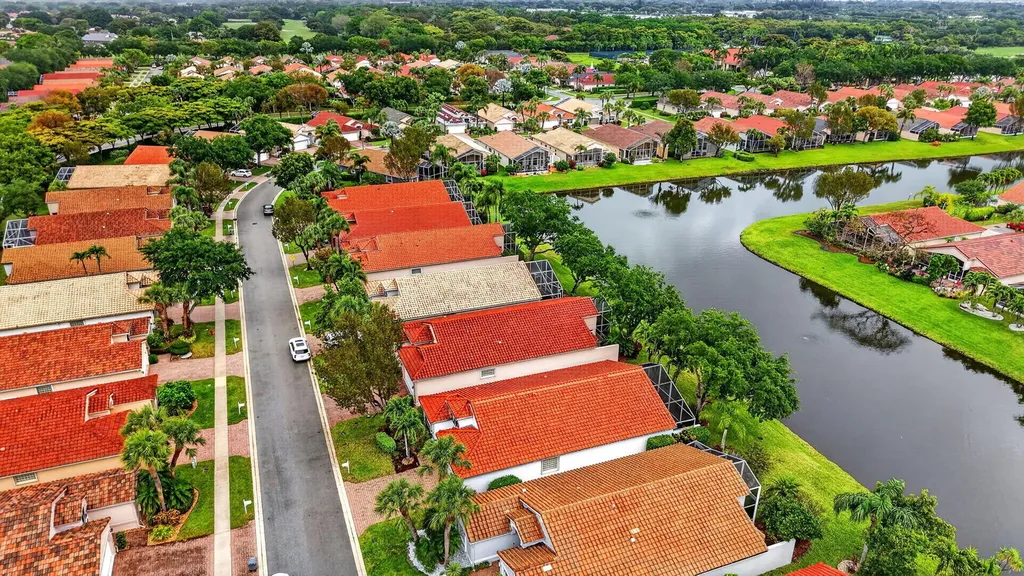 5256 Glenville Drive Boynton Beach FL 33437