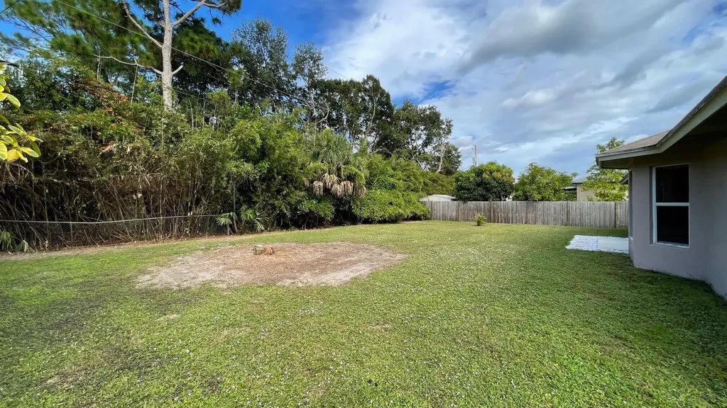 517 SW Paar Drive Port St Lucie FL 34953