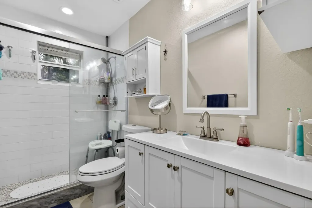 2843 Worcester Road Lake Worth FL 33462