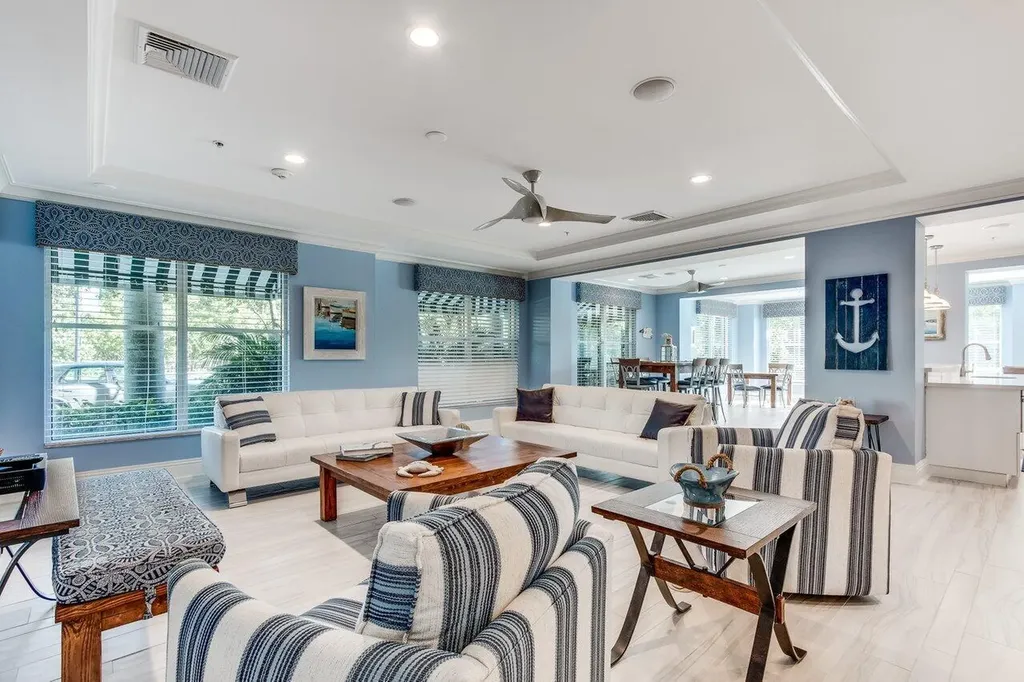 625 Casa Loma Boulevard Boynton Beach FL 33435
