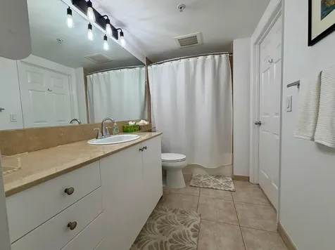 625 Casa Loma Boulevard Boynton Beach FL 33435