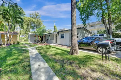 4240 NW 21st Avenue Oakland Park FL 33309