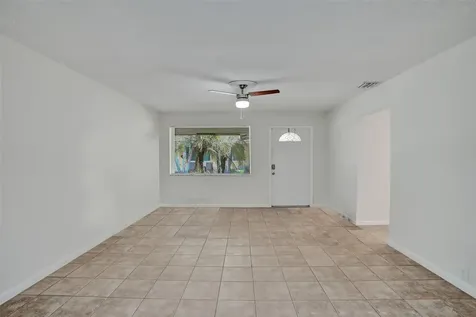 4240 NW 21st Avenue Oakland Park FL 33309