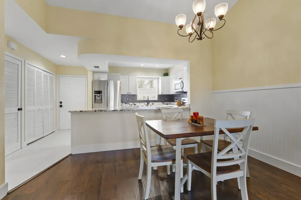 2950 SE Ocean Boulevard Stuart FL 34996