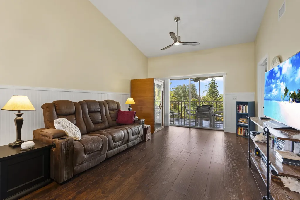 2950 SE Ocean Boulevard Stuart FL 34996