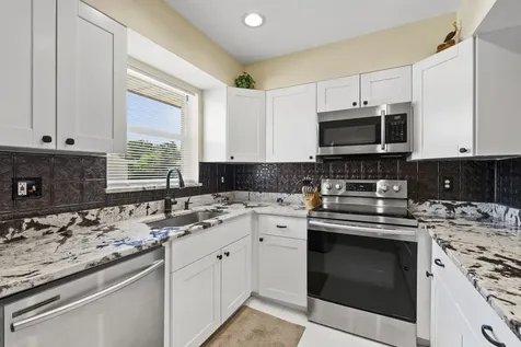 2950 SE Ocean Boulevard Stuart FL 34996
