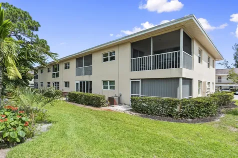 2950 SE Ocean Boulevard Stuart FL 34996
