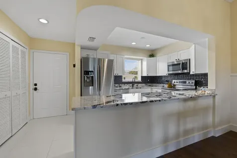 2950 SE Ocean Boulevard Stuart FL 34996