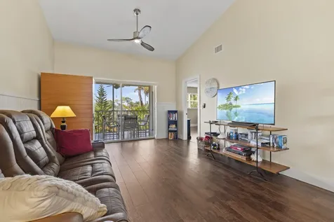2950 SE Ocean Boulevard Stuart FL 34996