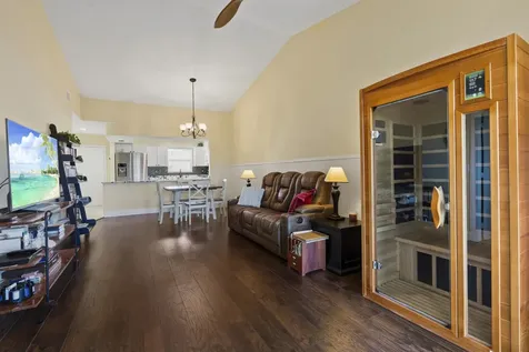 2950 SE Ocean Boulevard Stuart FL 34996