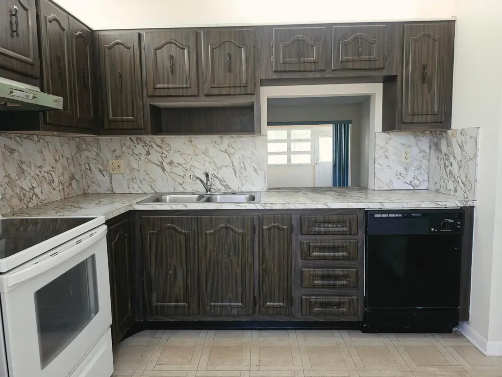 713 Nantucket Circle Lake Worth FL 33467