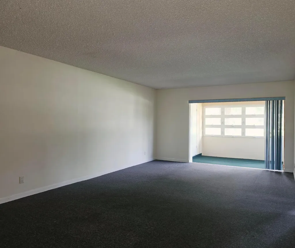 713 Nantucket Circle Lake Worth FL 33467