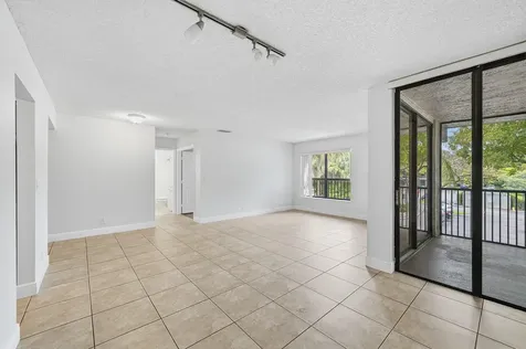 2486 NW 49th Terrace Coconut Creek FL 33063