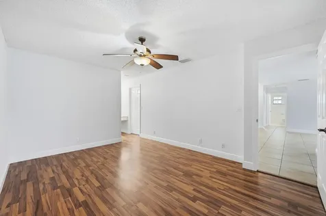 2486 NW 49th Terrace Coconut Creek FL 33063