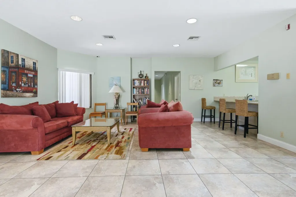 2883 SW 22nd Circle Delray Beach FL 33445