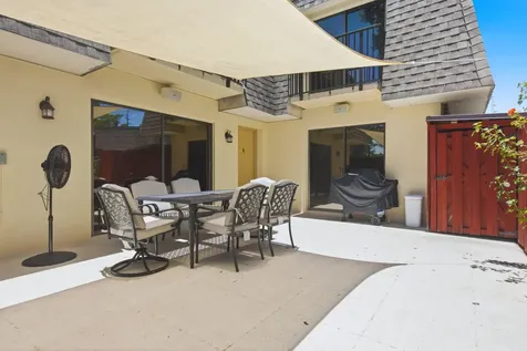 2883 SW 22nd Circle Delray Beach FL 33445