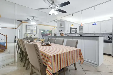 2883 SW 22nd Circle Delray Beach FL 33445
