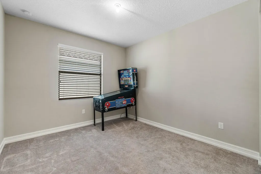 8109 Snowflake Obsidian Trail Delray Beach FL 33446