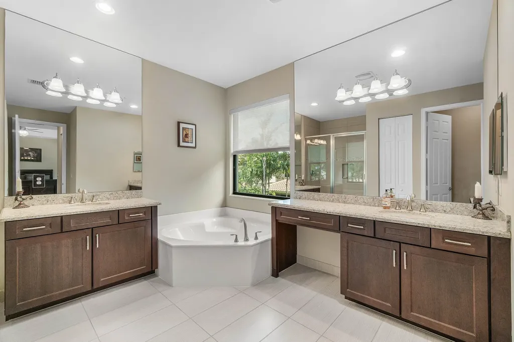 8109 Snowflake Obsidian Trail Delray Beach FL 33446
