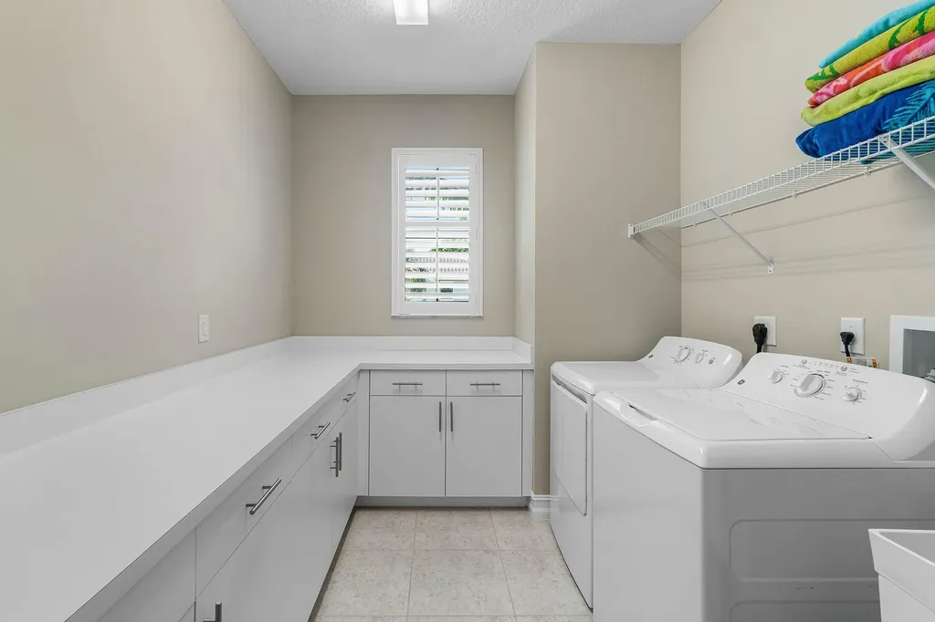 8109 Snowflake Obsidian Trail Delray Beach FL 33446