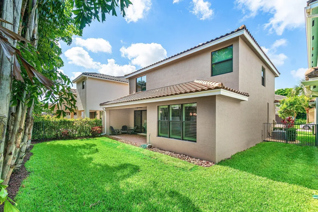 8109 Snowflake Obsidian Trail Delray Beach FL 33446